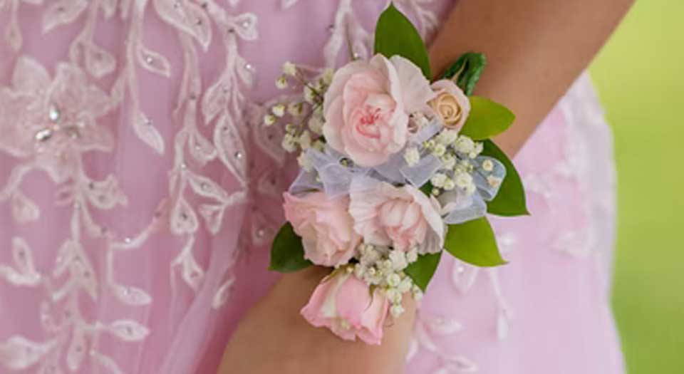 prom corsage 1