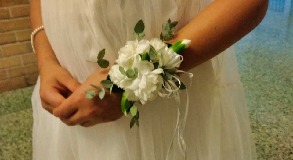 wedding flower etiquette