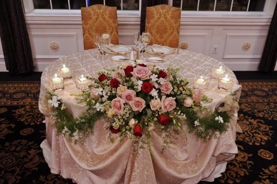 sweetheart table 11 scaled
