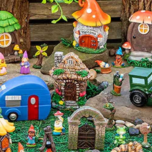 miniature garden accessories