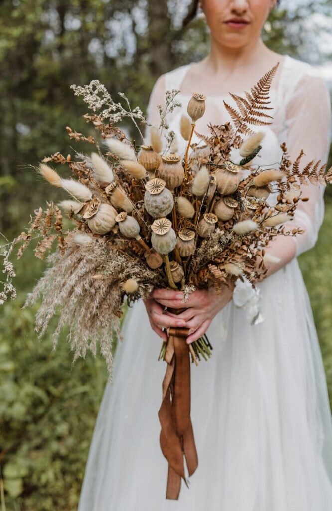 dried grasses sedd pod bouquet