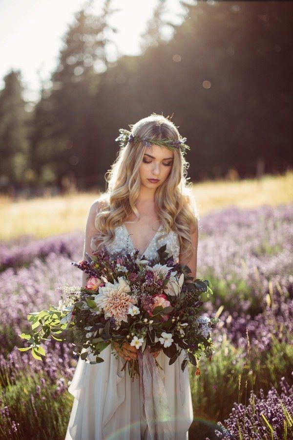 free form boho wedding bouquet